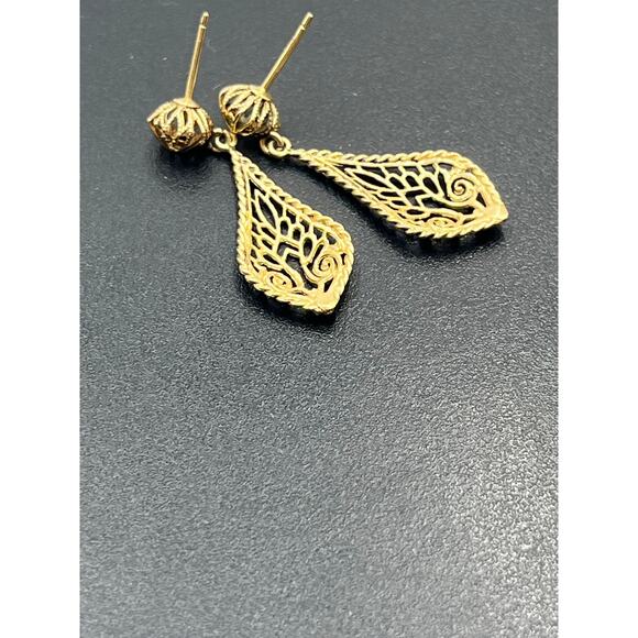 14k Yellow Gold Teardrop Filigree Lace Ornate Dangle Drop Earrings 2.1 grams - Picture 8 of 9